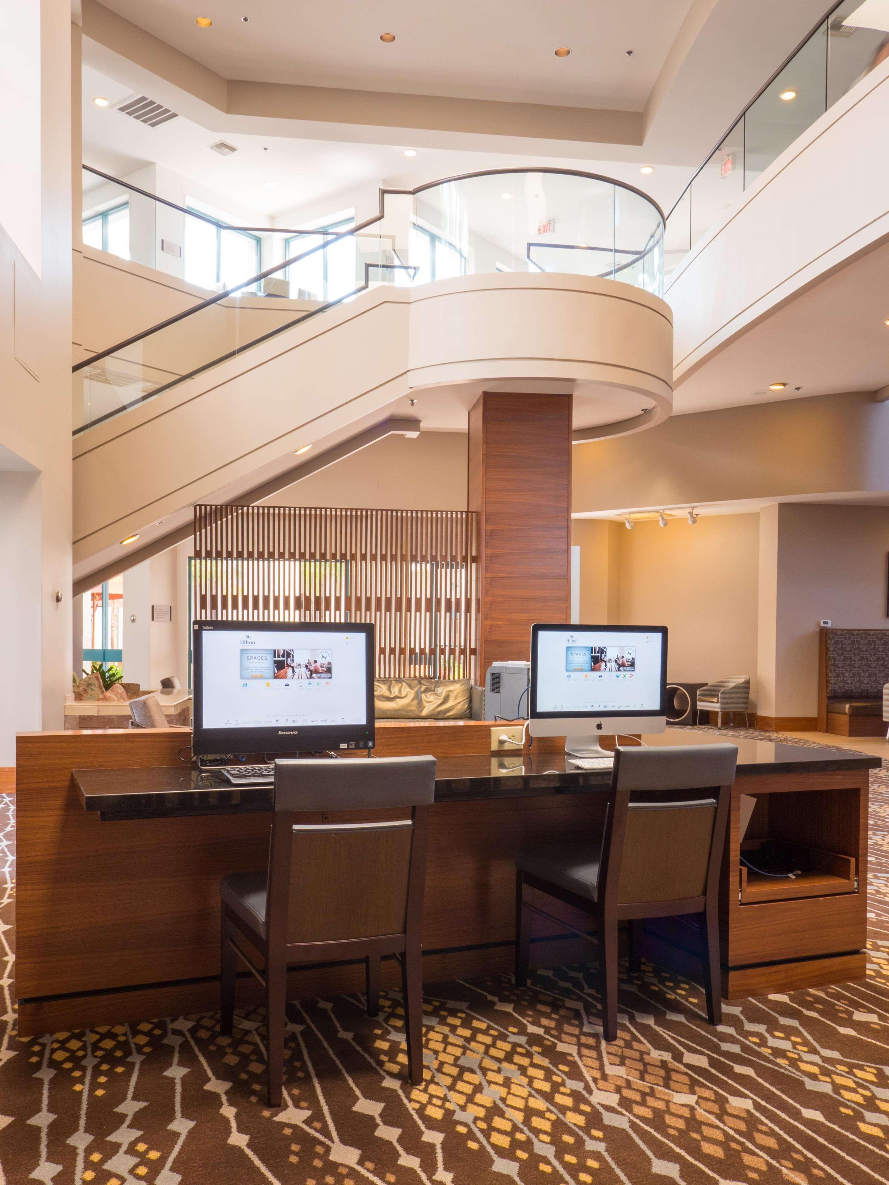 Hilton Phoenix Airport Екстериор снимка