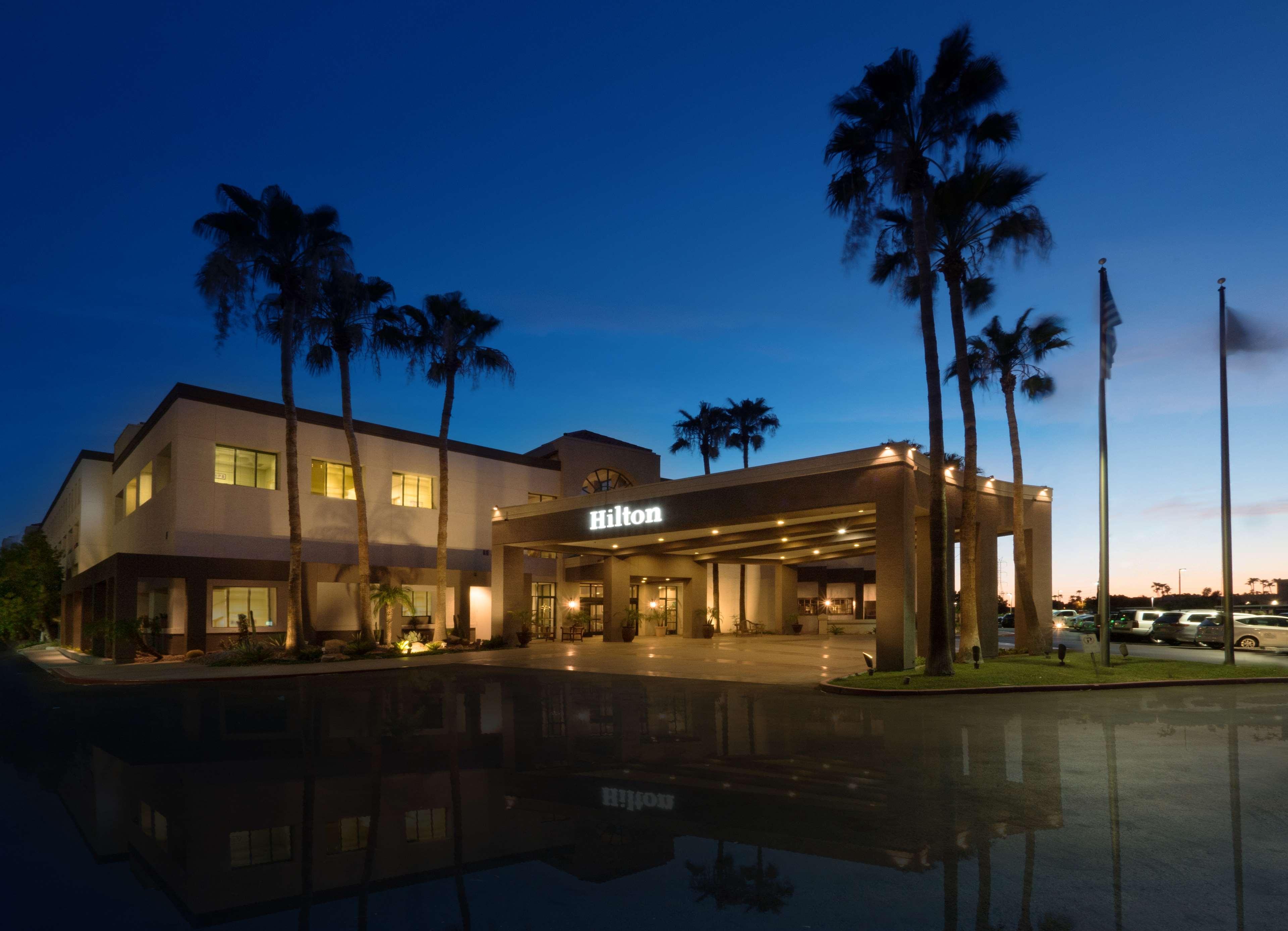 Hilton Phoenix Airport Екстериор снимка