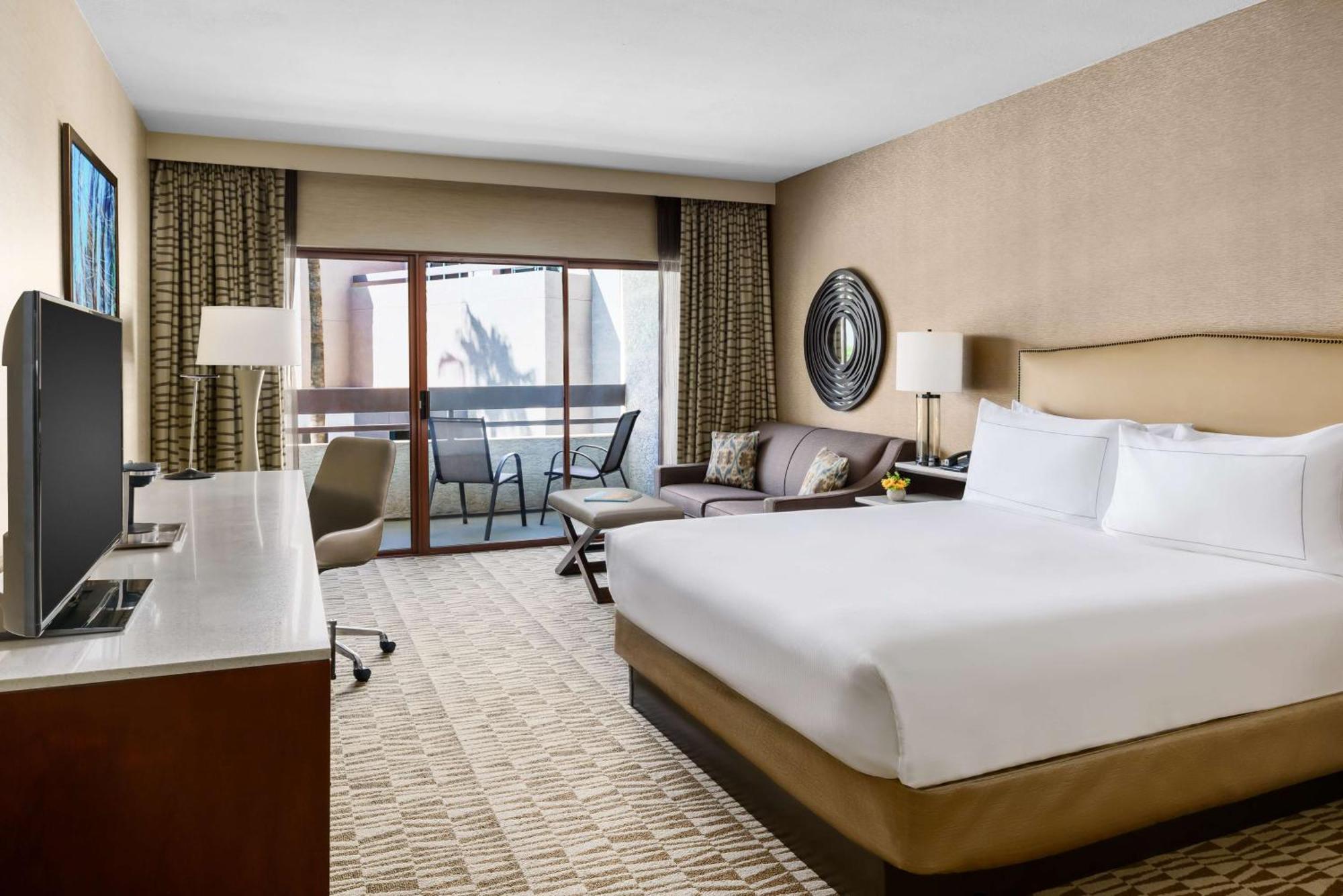 Hilton Phoenix Airport Екстериор снимка
